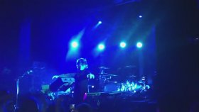 M83 - Intro M83 - Intro