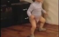Dansçı Bebek