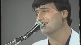 Ferdi Özbeğen - Firuze Ferdi Özbeğen - Firuze