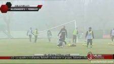 Milanlı forvet M'Baye Niang bu şutu kale direğini kırdı!