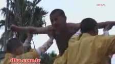 Shaolin rahiplerinden Kung fu show