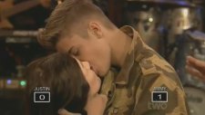 Justin Bieber Cansız Mankenle Öpüştü