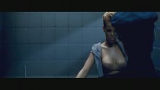 Rihanna - Russian Roulette