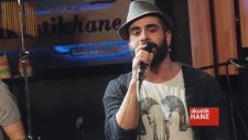 Gökhan Türkmen - Benim Farkım (Akustik Performans)