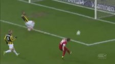 Böyle Bir Gol Dünyada Kaçmadı
