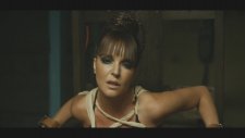Bengü - Yaralı (Orjinal Video Klip)