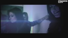 Carolina Marquez Feat. Flo Rida & Dale Saunders - Sing La La La (Official Video)