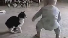 İki Yiğit Çıktı Meydane İkiside Birbirinden Merdane