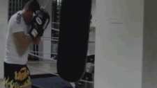 Cengiz Gök İstanbul Anadolu Yakası Muay Thai Kick Boks Torba Çalışması 541 315 32 48