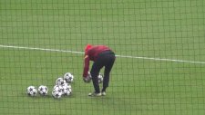 Fernando Muslera Sahaya Çıkış