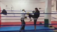 İstanbul Anadolu Yakası Kicks Boks - Muay Thai Özel Ders Antrenör Cengiz Gök 541 315 32 48