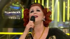 Ayşenur Yazıcı – Müzeyyen Senar / Kimseye Etmem Sikayet Canlandırması - Benzemez Kimse Sana