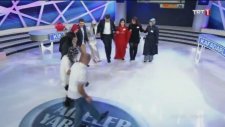 Aileler Yarışıyor'da Vur Patlasın Çal Oynasın!