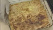 Kıymalı Lahana Böreği Tarifi