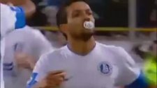 Emzikli Gol Sevinci