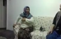 Çaydanlık Şakası Yapan Adam