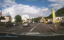 Polis Arabasıyla Makas - Motosiklet Takibi