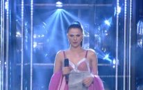 Gamze Topuz - Sertab Erener / Every Way That I Can Canlandırması - Benzemez Kimse Sana