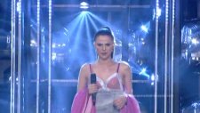 Gamze Topuz - Sertab Erener / Every Way That I Can Canlandırması - Benzemez Kimse Sana
