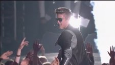 Will.i.am - That Power Feat. Justin Bieber Billboard Music Awards 2013