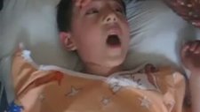 İnternetin Yeni Fenomeni Gıdaklayan Çocuk
