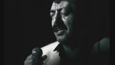 Müslüm Gürses - Köşe Kapmaca
