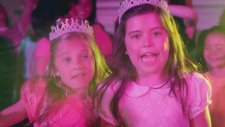 Sophia Grace - Girls Just Gotta Have Fun