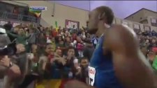 Usain Bolt 200m'de Rekor kırdı