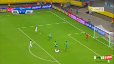 Diego Forlan Uruguay'ı İpten Kurtardı!