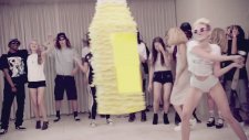 Miley Cyrus - We Can't Stop