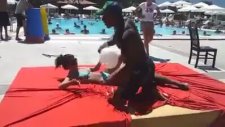 Plaj Partisinde Balon Patlamayınca