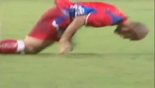 Futbolcunun Gol Sevinci Şaşırttı