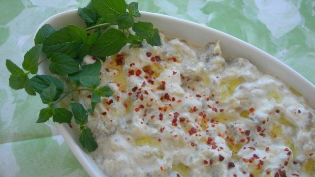 Babagannuş Tarifi Videosu Babagannuş Tarifi Videosu