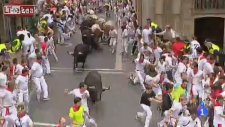 İspanya San Fermin 2013 Boğa Güreşi Festivali Kanlı Başladı