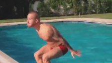 Stoch havuzda sörf yapmaya kalkışırsa..