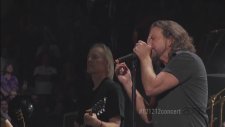 Roger Waters - Comfortably Numb (Live Ft. Eddie Vedder)
