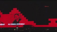 Roger Waters Konserinde Gezi Sloganları, Her Yer Taksim!