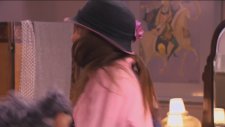 Violetta - Momento Musical: Violetta Brinca Cantando ¨destinada A Brillar¨