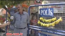 Polis Barikatına Dolmalık Biber
