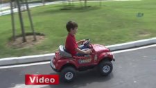 Çılgın Baba, Oğluna Son Model Modifye Araba Yaptı