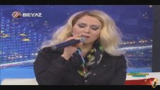 Niran Ünsal - Herşey Yalan (Canlı Performans)