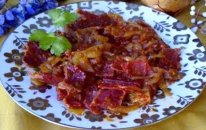 Pastırmalı Soğan Sarartması Tarifi