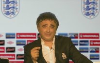 Yavuz Seçkin'den Ersun Yanal taklidi.
