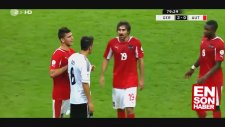 Mesut Özil Ve Veli Kavlak Sahada Birbirine Girdi