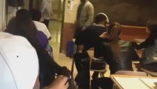 Hoca Sınıftan Dışarı Çıkınca
