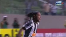 Ronaldinho Bir Gol Bir Asist İle Brezilya Ligine Damga Vurdu