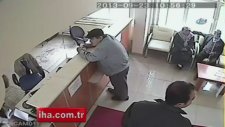 Ölüm fatura öderken yakaladı