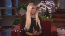 Programa Sütyensiz Çıkan Nicki Minaj
