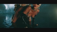 Rihanna - Pour It Up (Explicit)