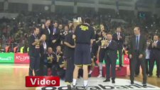 Erkekler Cumhurbaşkanlığı kupasının sahibi Fenerbahçe Ülker